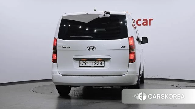 Hyundai The New Grand Starex id 4520040 из Кореи 14