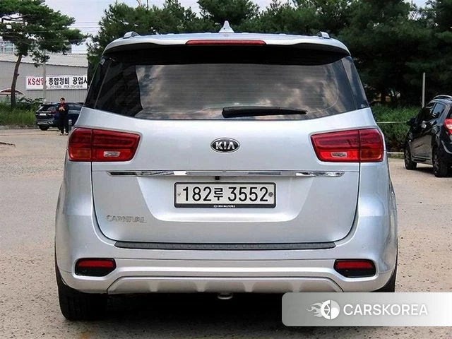 Kia The New Carnival id 4684005 из Кореи 13