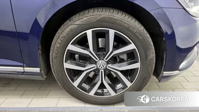 Volkswagen Passat GT (B8) id 3754417 из Кореи 14