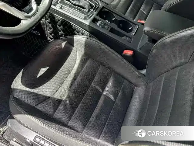 Volkswagen FAW-Volkswagen CC 2021 Белый из Китая, фото 4