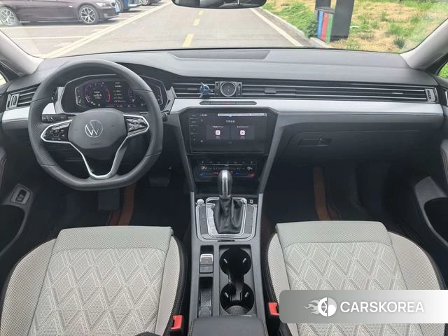 Volkswagen Magotan id 4263856 из Китая 10