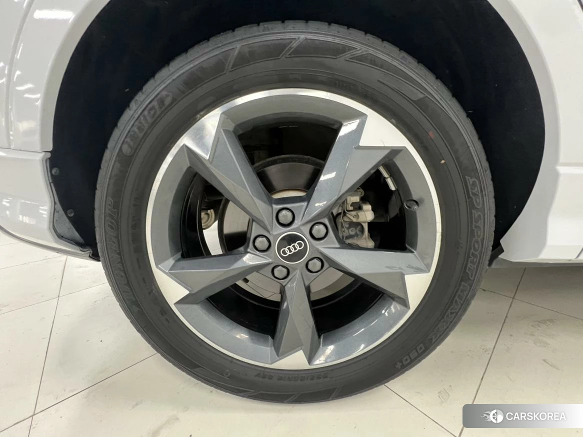 Audi Q3 id 4413359 из Китая 19