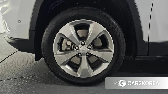 Jeep Cherokee (KL) id 3915782 из Кореи 14