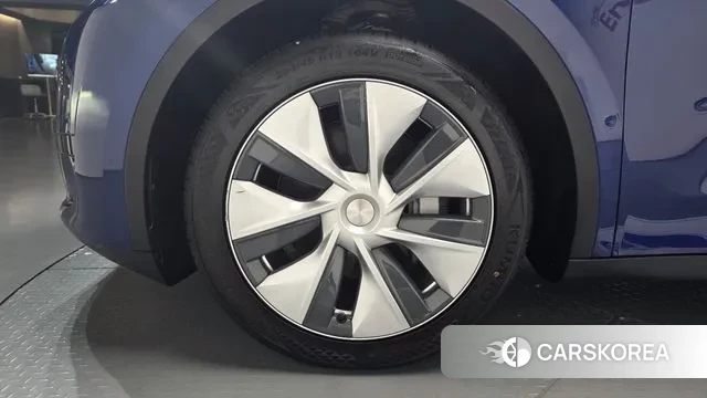 Tesla Model Y id 3365748 из Кореи 14