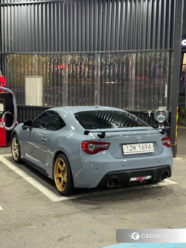 Toyota 86 2018 Серебристо-серый из Кореи, фото 5