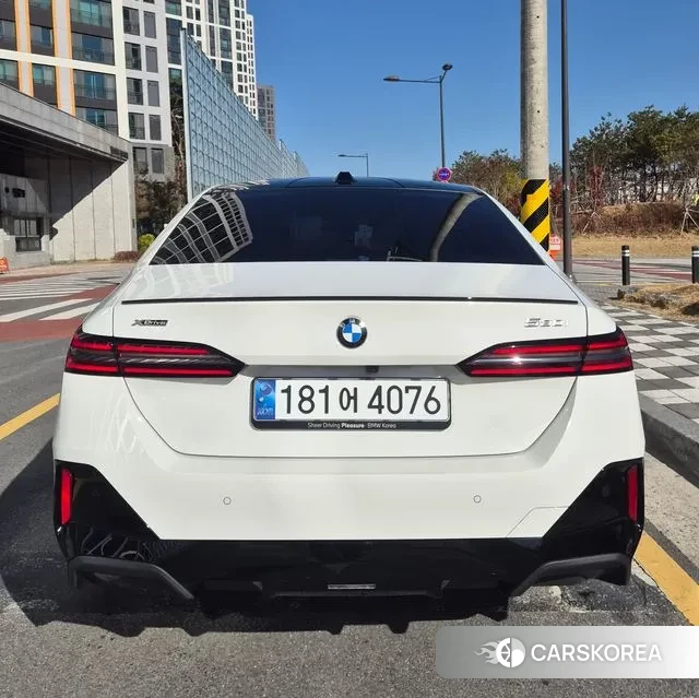 BMW 5 Series (G60) id 3507350 из Кореи 9