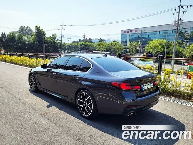 BMW 5 Series (G30) id 2868774 из Кореи 7