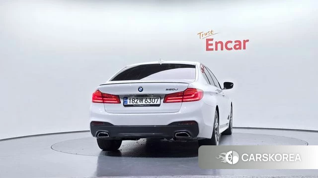 BMW 5 Series (G30) id 4285427 из Кореи 29