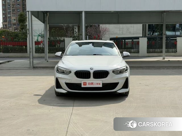 BMW 1 series 2019 Белый из Китая, фото 4
