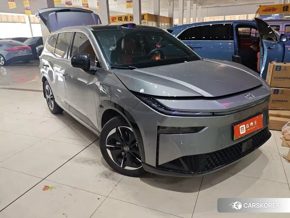 Toyota bZ3X id 4539404 из Китая 7