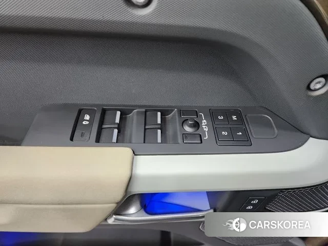 Land Rover Defender (L663) id 3733550 из Кореи 14