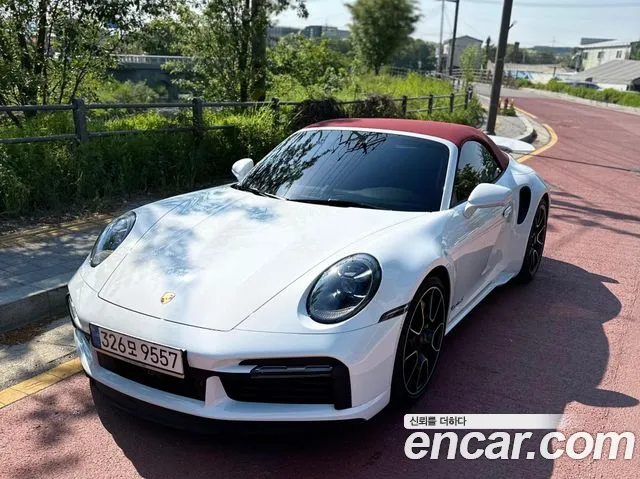 Porsche 911(992) id 2722338 из Кореи 9