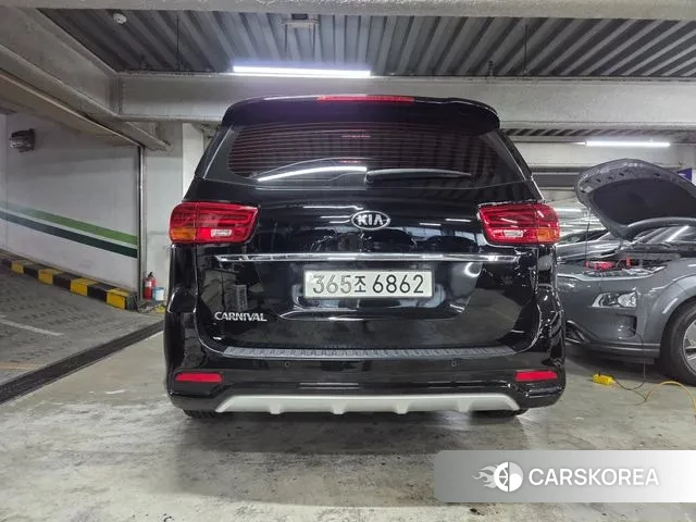 Kia The New Carnival id 3789433 из Кореи 14