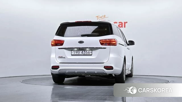 Kia The New Carnival id 3834805 из Кореи 14