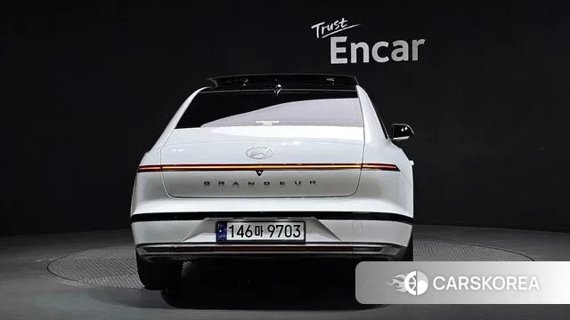 Hyundai Grandeur (GN7) id 3347280 из Кореи 14