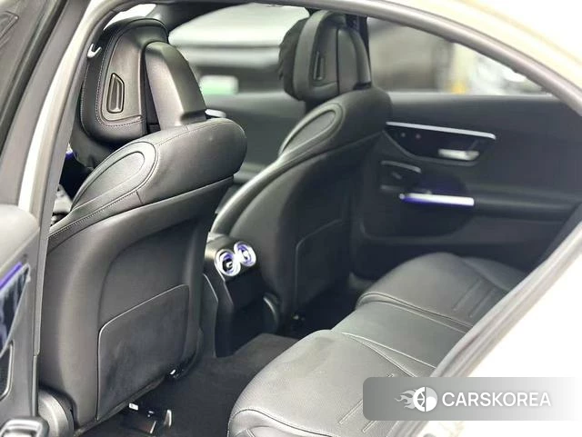 Mercedes-Benz Class C 2024 Белый из Китая, фото 4