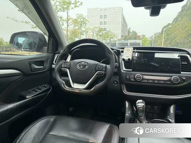 Toyota Highlander 2018 Темно-серый из Китая, фото 6