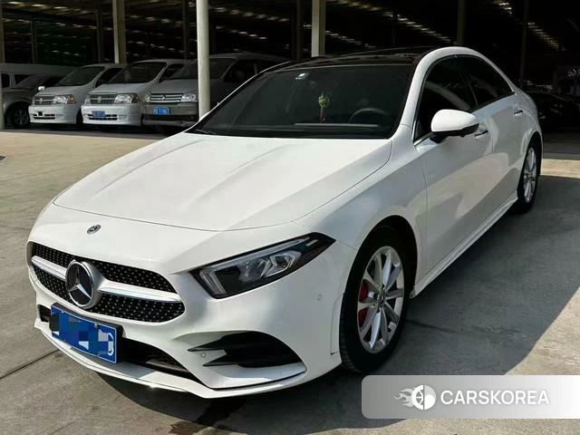 Mercedes-Benz Class A 2021 Белый из Китая, фото 4