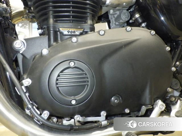 Проданный Triumph BONNEVILLE T100 id 4200435 из Японии, фото 28
