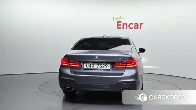 BMW 5 Series (G30) id 3723833 из Кореи 14