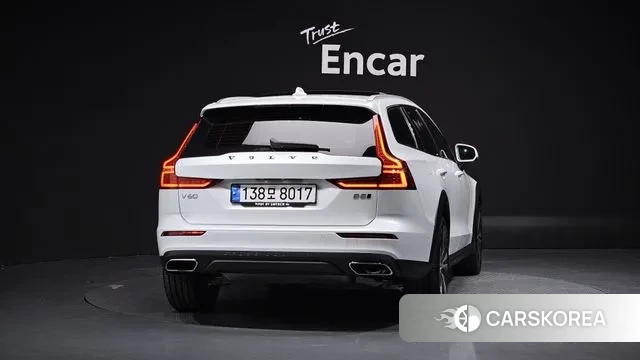 Volvo V60 Cross-Country 2nd Generation id 3493611 из Кореи 14