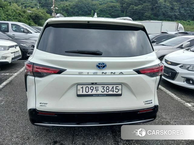 Toyota Sienna 4th Generation 2021 Белый из Кореи, фото 6