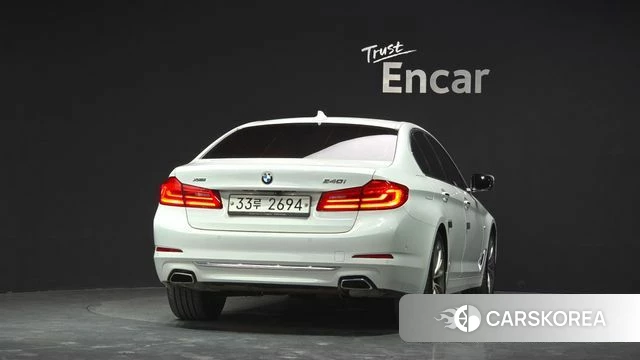 BMW 5 Series (G30) id 3873589 из Кореи 14