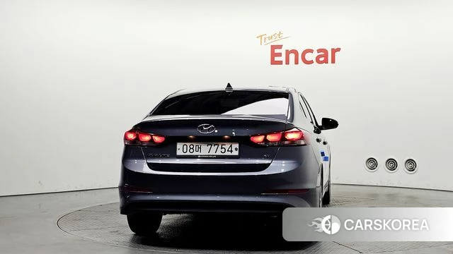 Hyundai Avante AD id 3966425 из Кореи 14