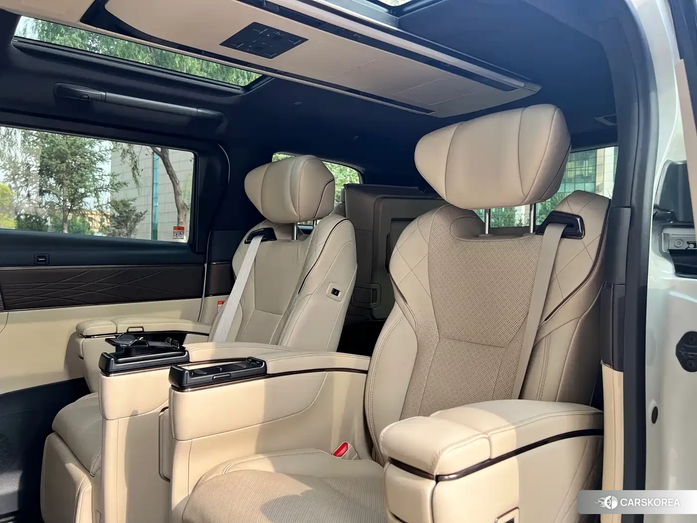 Toyota Vellfire id 4548361 из Китая 7
