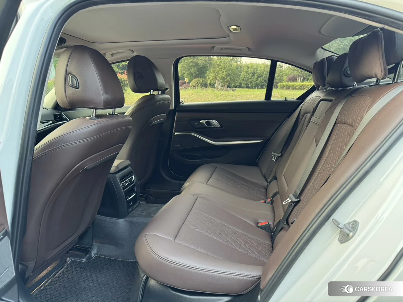 BMW 3 series 2022 Белый из Китая, фото 5