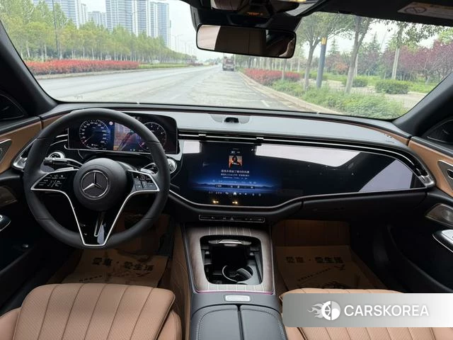 Mercedes-Benz E-class 2025 Черный из Китая, фото 4