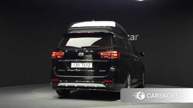 Kia The New Carnival id 3808010 из Кореи 14