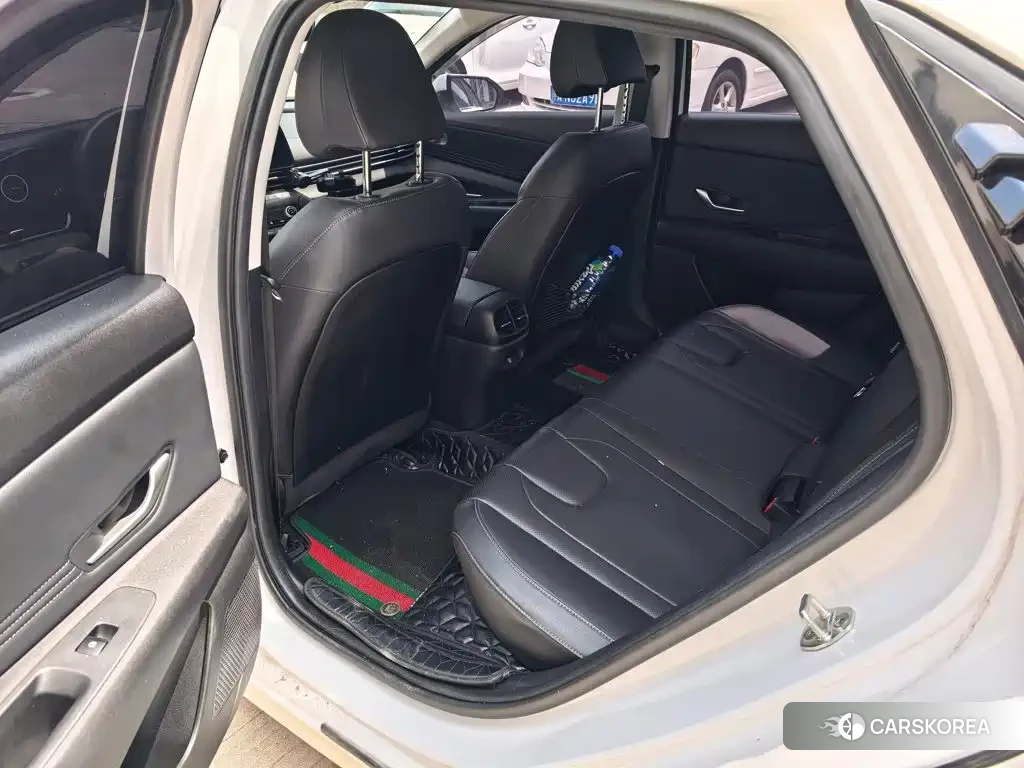 Hyundai Elantra 2024 Белый из Китая, фото 4