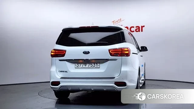 Kia The New Carnival id 3742779 из Кореи 14