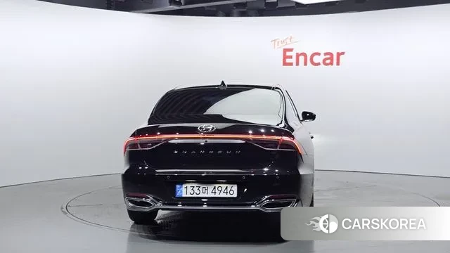 Hyundai The New Grandeur IG id 3023405 из Кореи 14