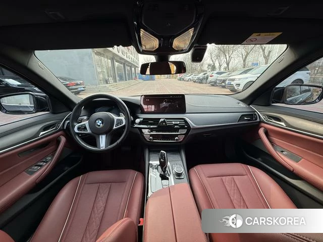 BMW 5 series 2022 Черный из Китая, фото 4