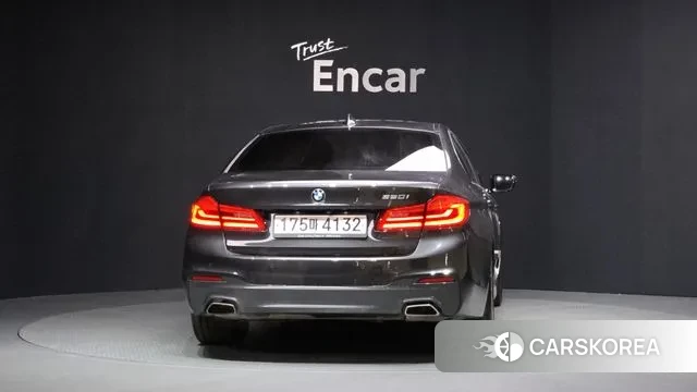 BMW 5 Series (G30) id 3698025 из Кореи 14