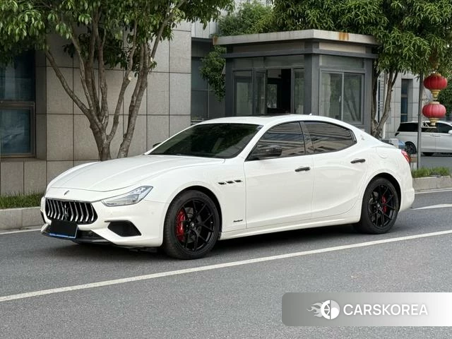 Maserati Ghibli id 4209522 из Китая 15