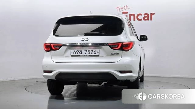 Infiniti QX60 id 3853634 из Кореи 14