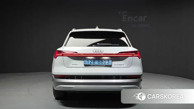 Audi e-Tron id 4463753 из Кореи 29