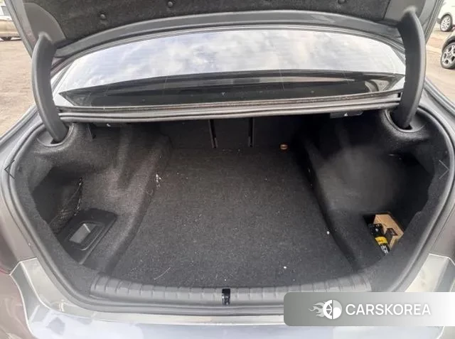 BMW 5 Series (G30) id 3728641 из Кореи 14