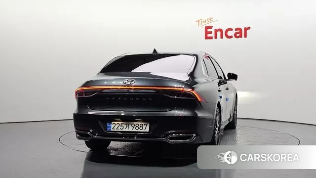 Hyundai The New Grandeur IG id 3561021 из Кореи 14