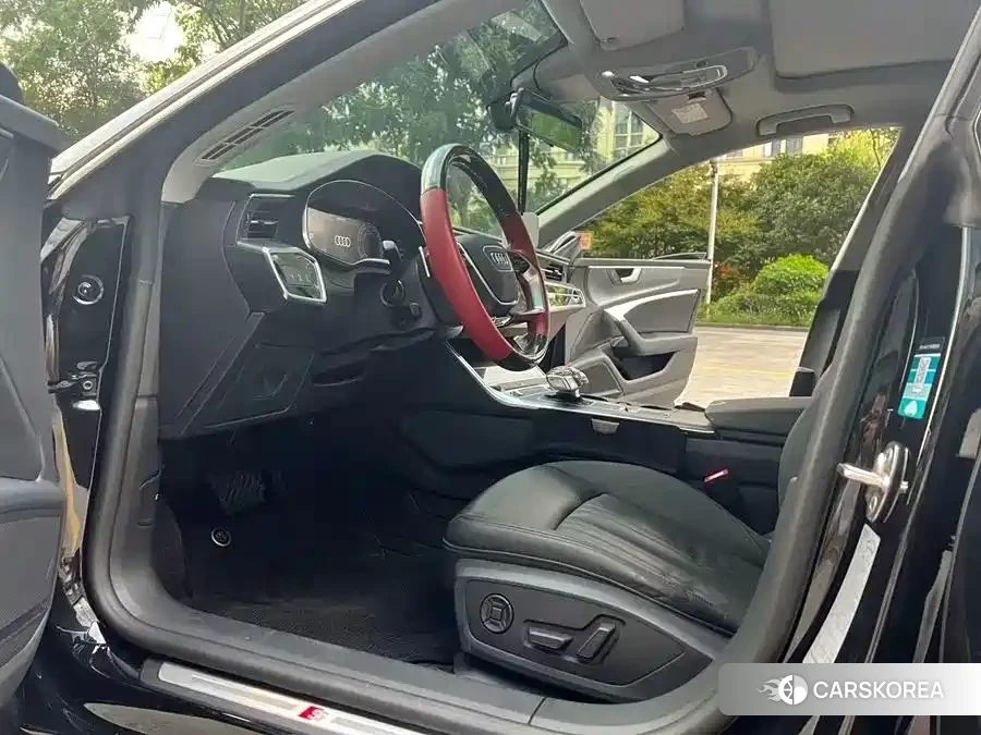 Audi A7 2021 Черный из Китая, фото 5