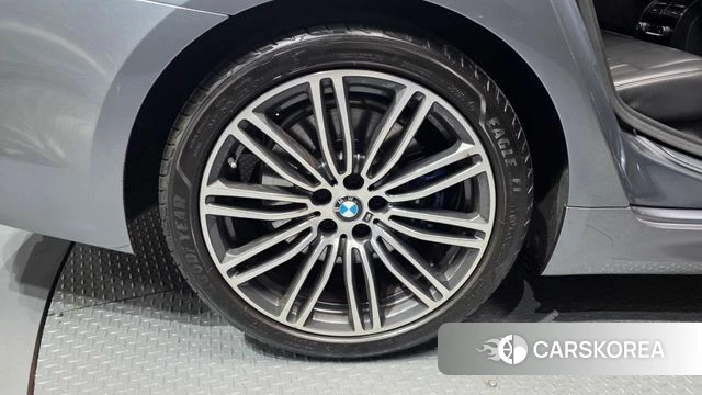 BMW 5 Series (G30) id 4188265 из Кореи 34