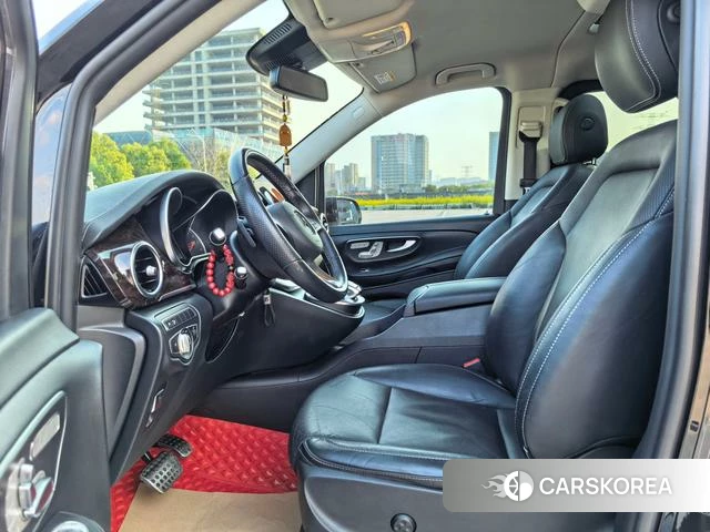 Mercedes-Benz V-class id 4212337 из Китая 10