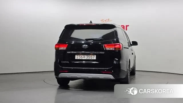 Kia All New Carnival id 3408283 из Кореи 14