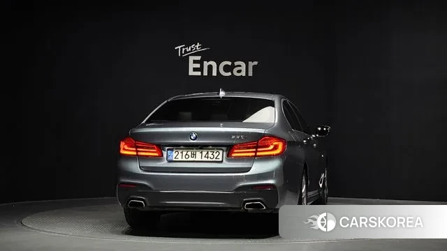 BMW 5 Series (G30) id 3568767 из Кореи 14