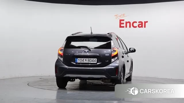 Toyota Prius C id 3473999 из Кореи 14