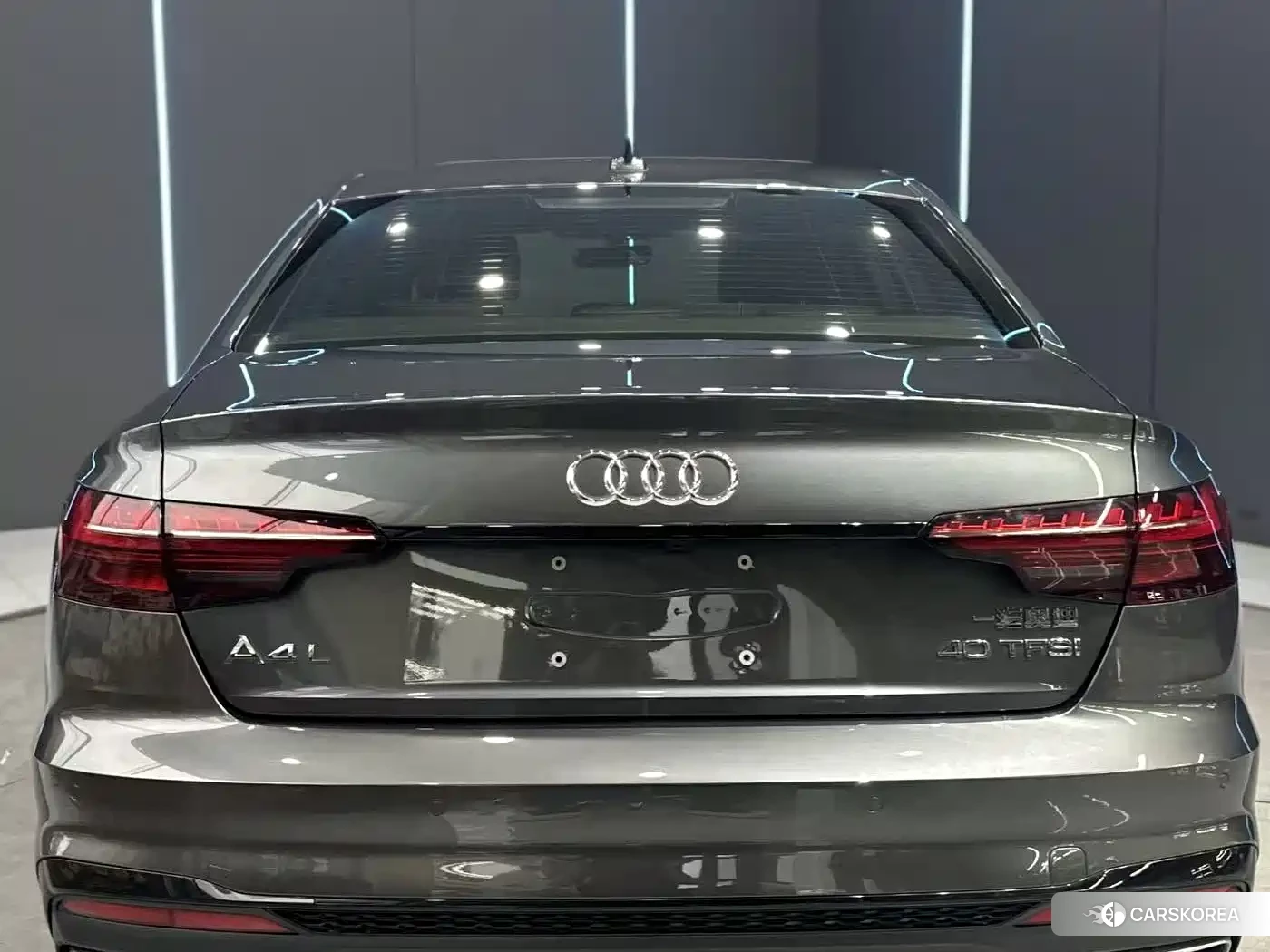 Audi A4L 2023 Silver/gray из Китая, фото 6
