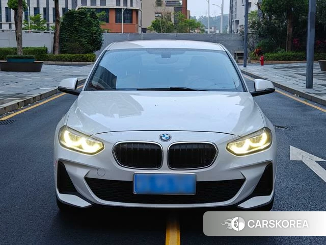 BMW 1 series 2021 Белый из Китая, фото 4